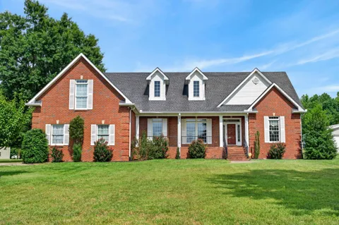 123 Ewing Dr