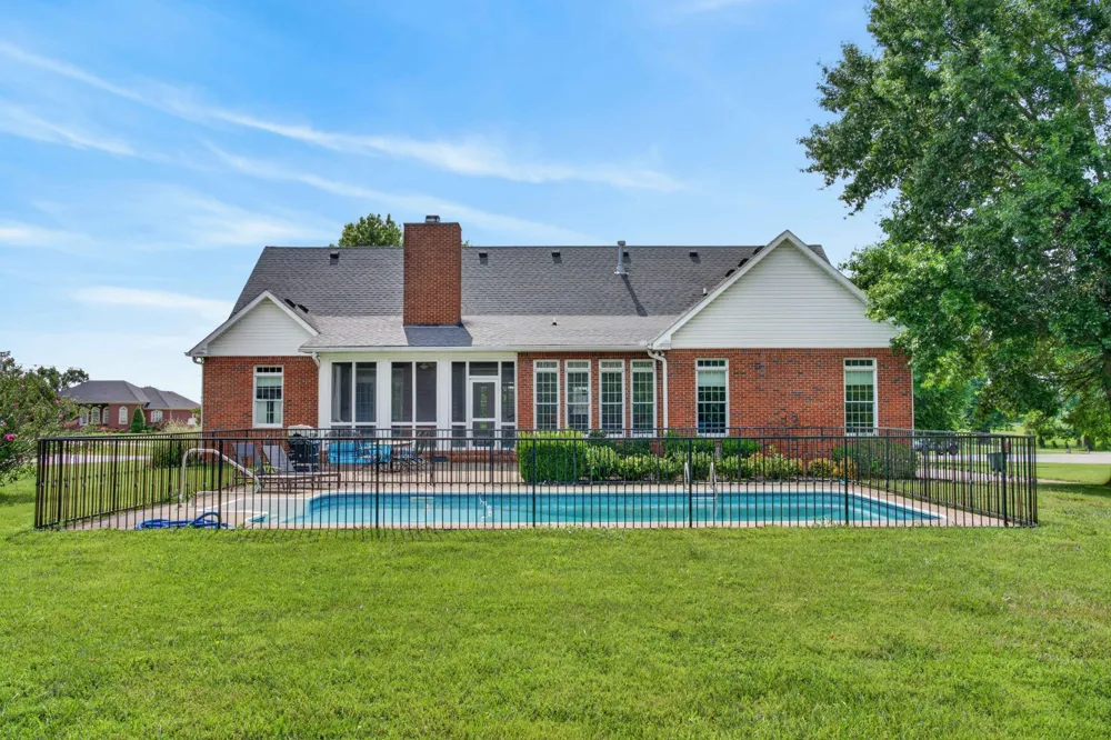 123 Ewing Dr Portland, TN 37148
