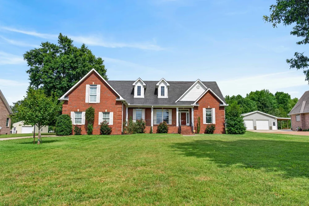 123 Ewing Dr Portland, TN 37148