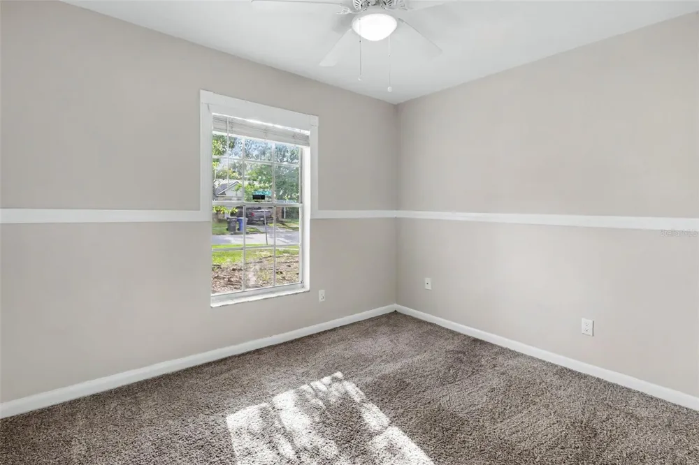 301 REGAL PARK DRIVE Valrico, FL 33594