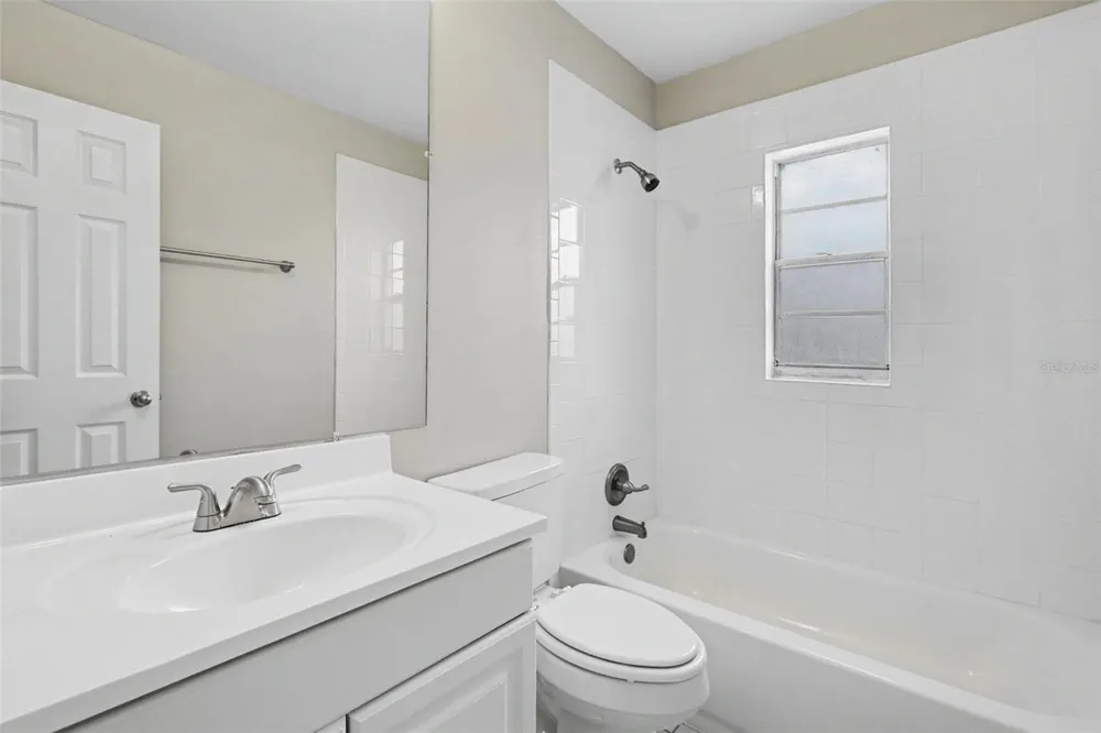 301 REGAL PARK DRIVE Valrico, FL 33594