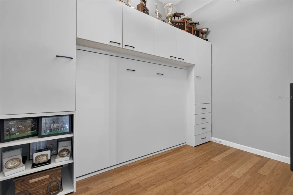 400 4TH AVENUE S #408 St Petersburg, FL 33701