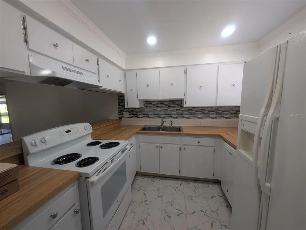 9209 SEMINOLE BOULEVARD #67 Seminole, FL 33772