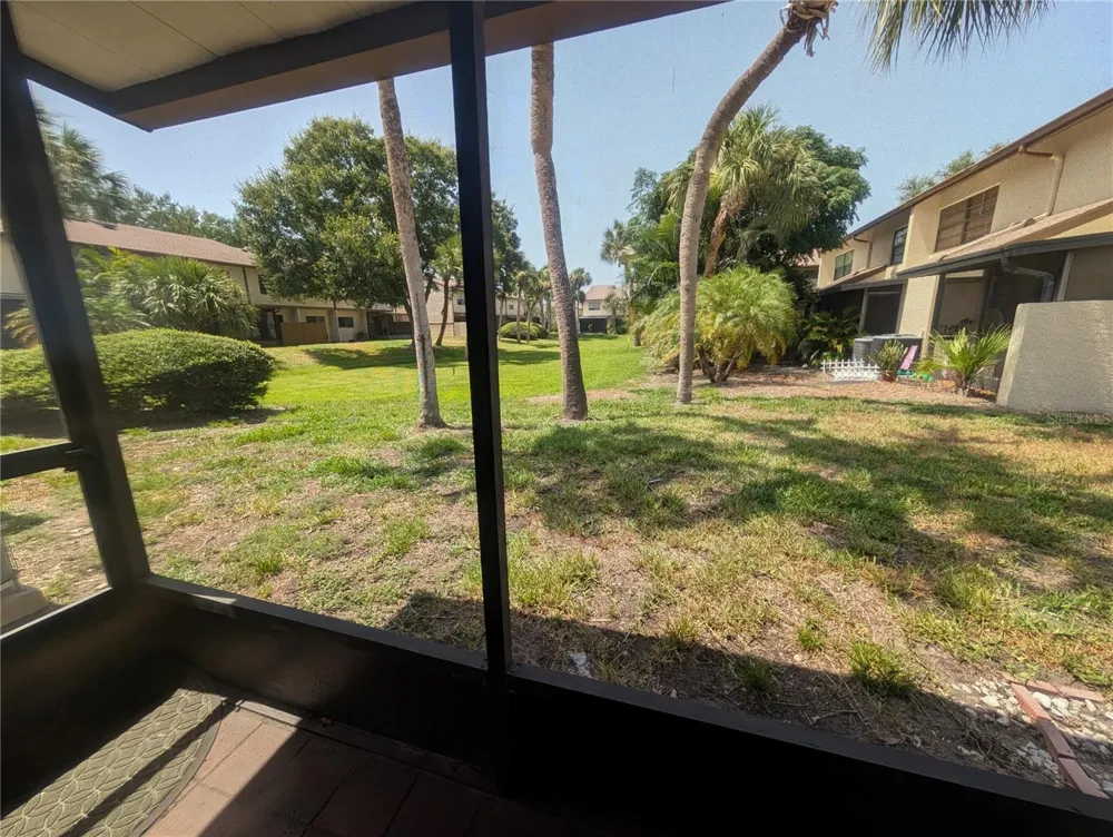 9209 SEMINOLE BOULEVARD #67 Seminole, FL 33772