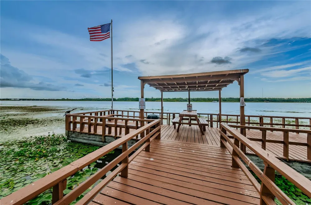 9209 SEMINOLE BOULEVARD #67 Seminole, FL 33772