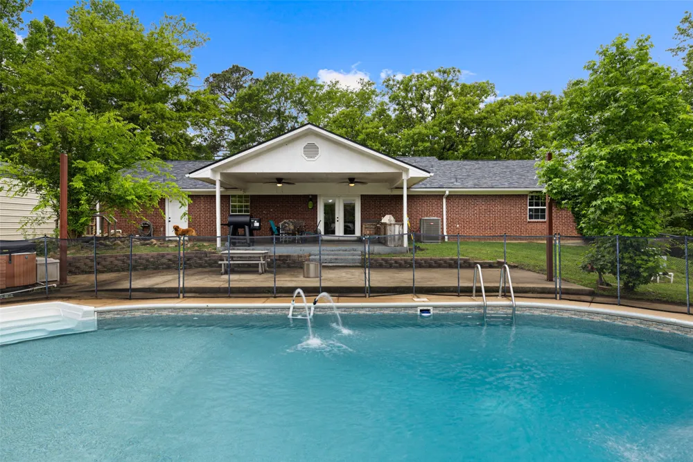 113 Dearing Creek Rd Gladewater, TX 75647