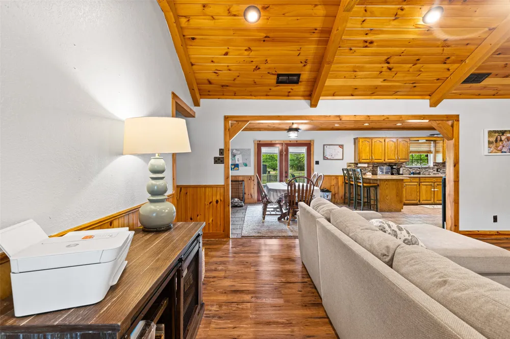 113 Dearing Creek Rd Gladewater, TX 75647