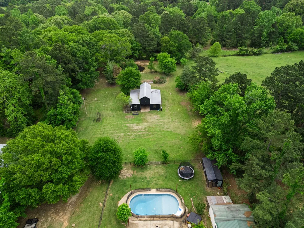 113 Dearing Creek Rd Gladewater, TX 75647