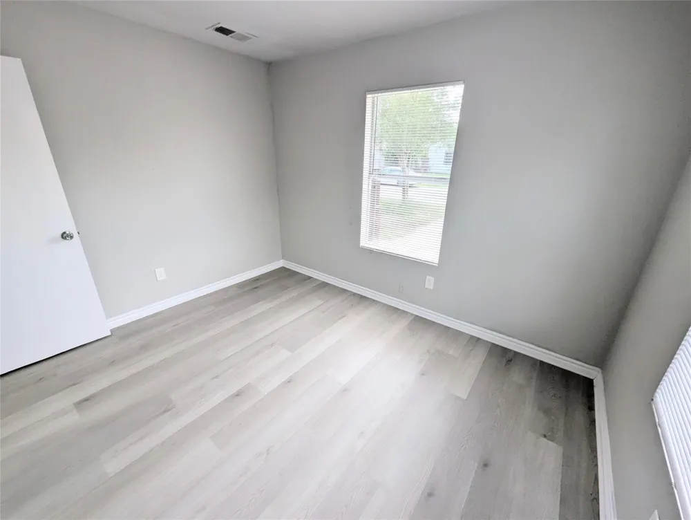 507 Lynn Street South Houston, TX 77587
