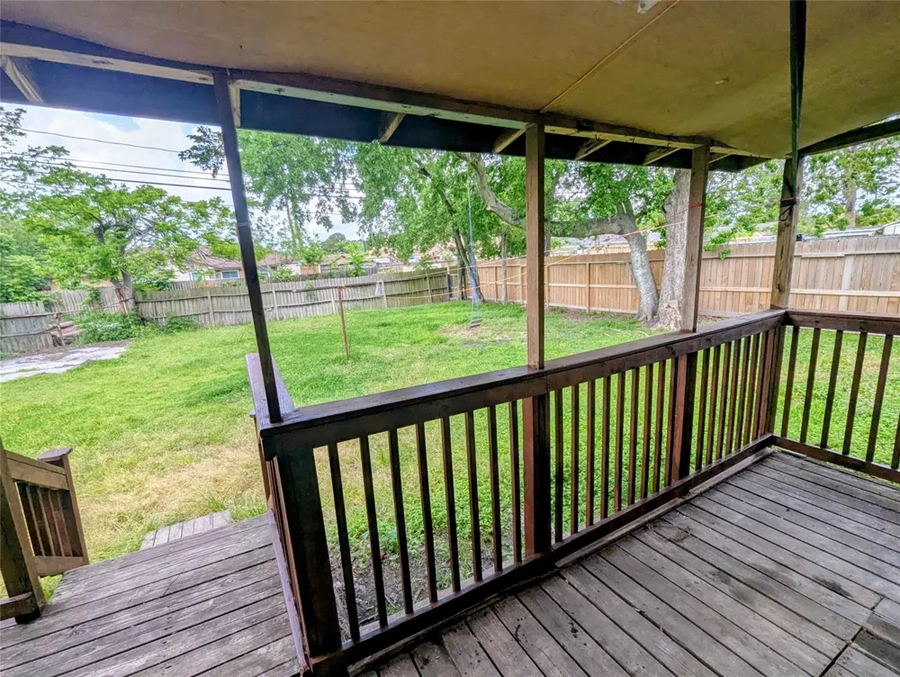 507 Lynn Street South Houston, TX 77587