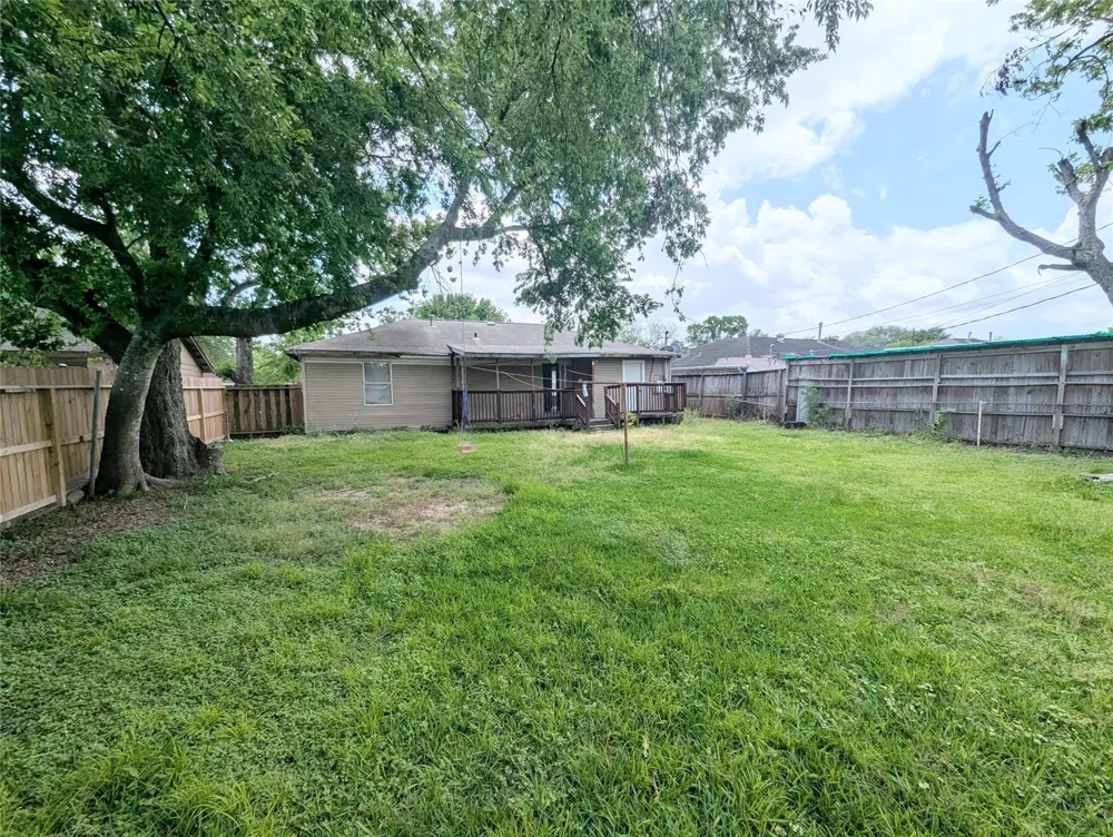 507 Lynn Street South Houston, TX 77587