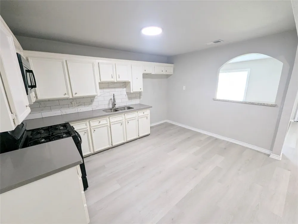 507 Lynn Street South Houston, TX 77587