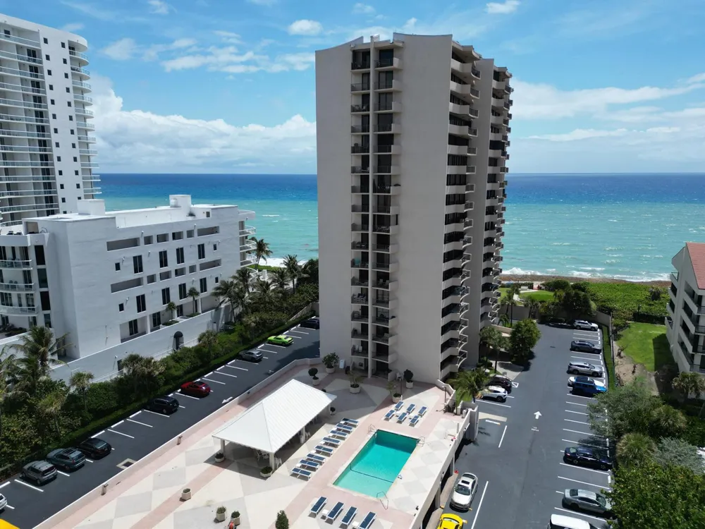 4200 Ocean Drive #1-204 Riviera Beach, FL 33404