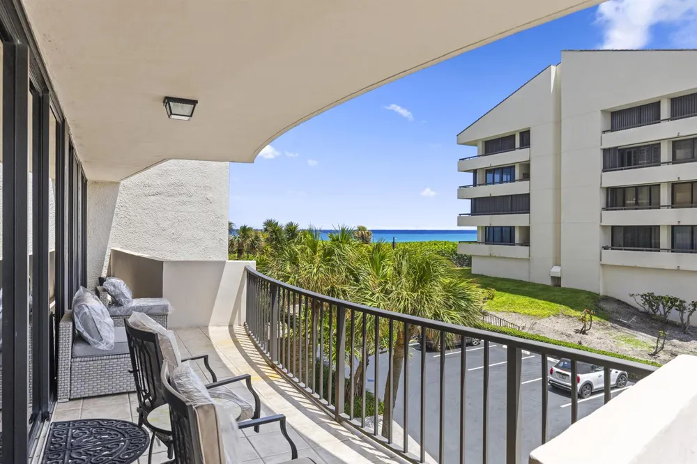 4200 Ocean Drive #1-204 Riviera Beach, FL 33404