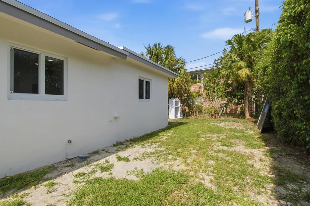 401 SE 1st Avenue Pompano Beach, FL 33060