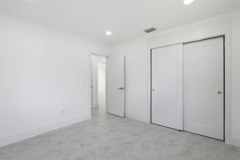 401 SE 1st Avenue Pompano Beach, FL 33060