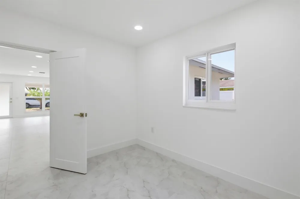 401 SE 1st Avenue Pompano Beach, FL 33060