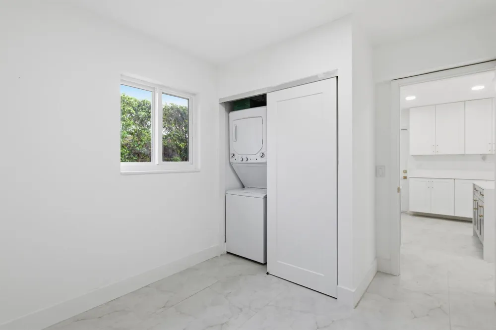 401 SE 1st Avenue Pompano Beach, FL 33060