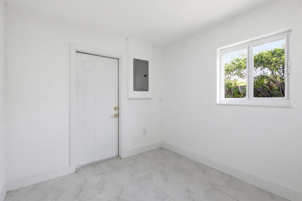 401 SE 1st Avenue Pompano Beach, FL 33060