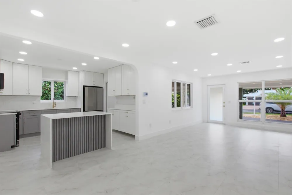 401 SE 1st Avenue Pompano Beach, FL 33060