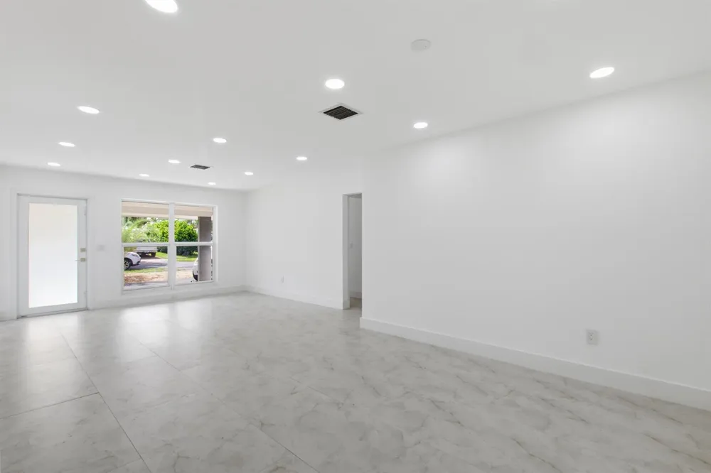 401 SE 1st Avenue Pompano Beach, FL 33060