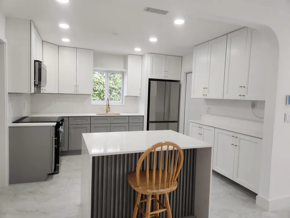 401 SE 1st Avenue Pompano Beach, FL 33060