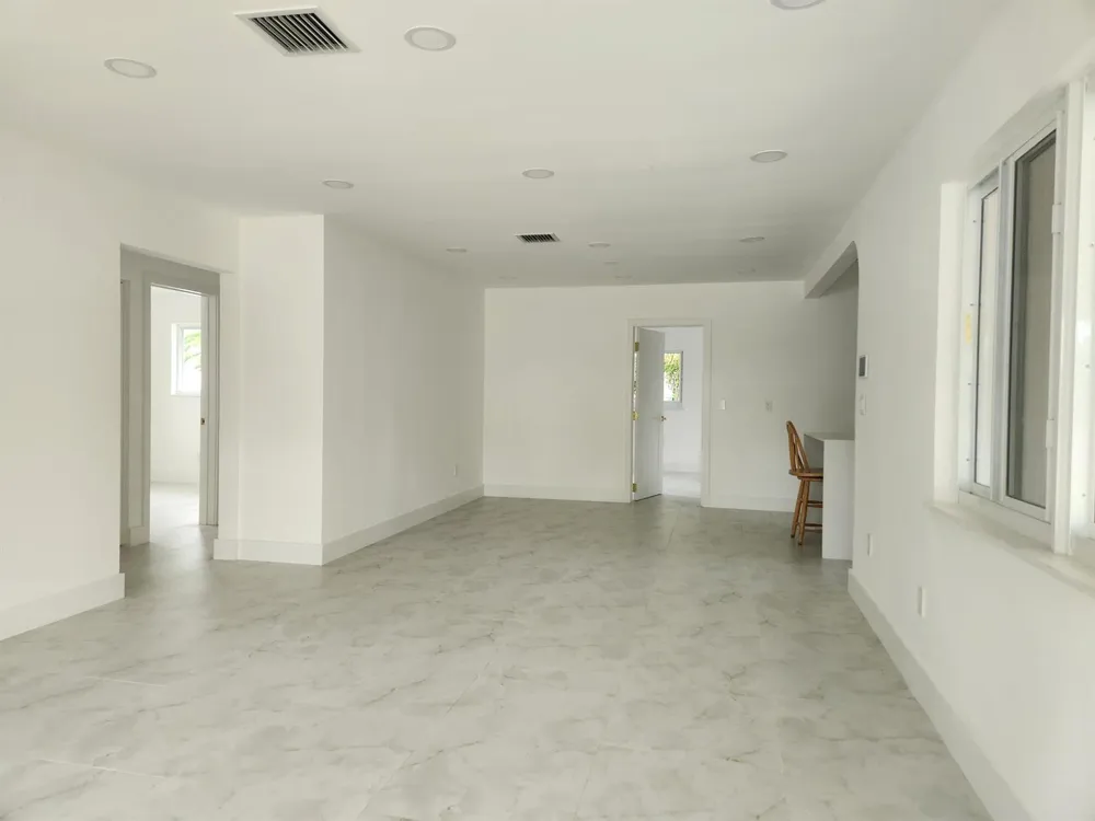 401 SE 1st Avenue Pompano Beach, FL 33060