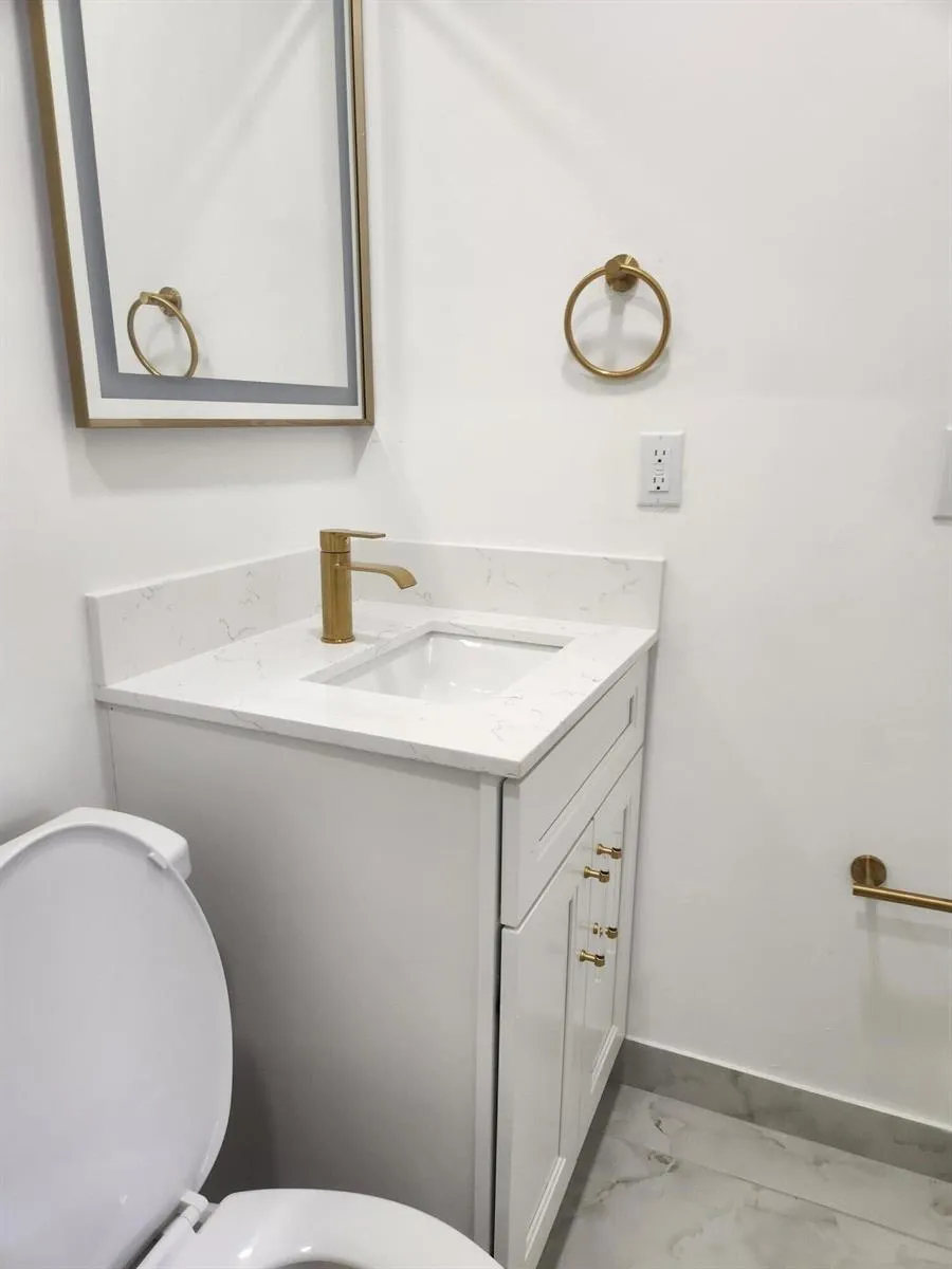 401 SE 1st Avenue Pompano Beach, FL 33060
