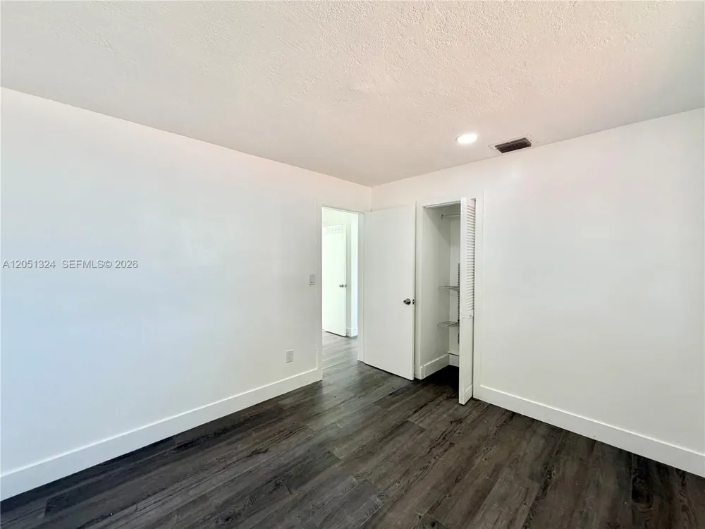 685 SE Park Dr Hialeah, FL 33010