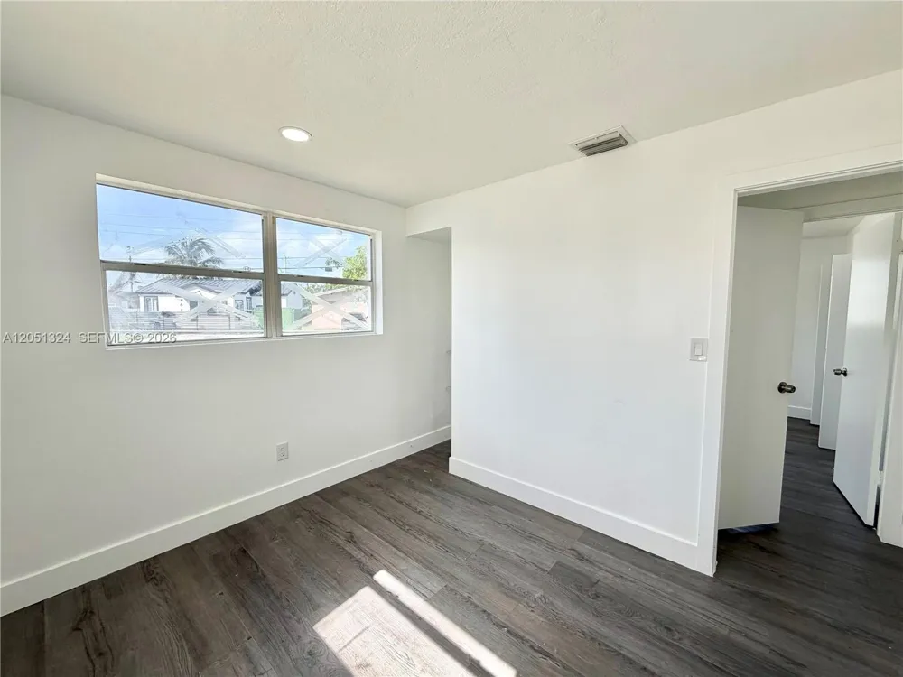 685 SE Park Dr Hialeah, FL 33010