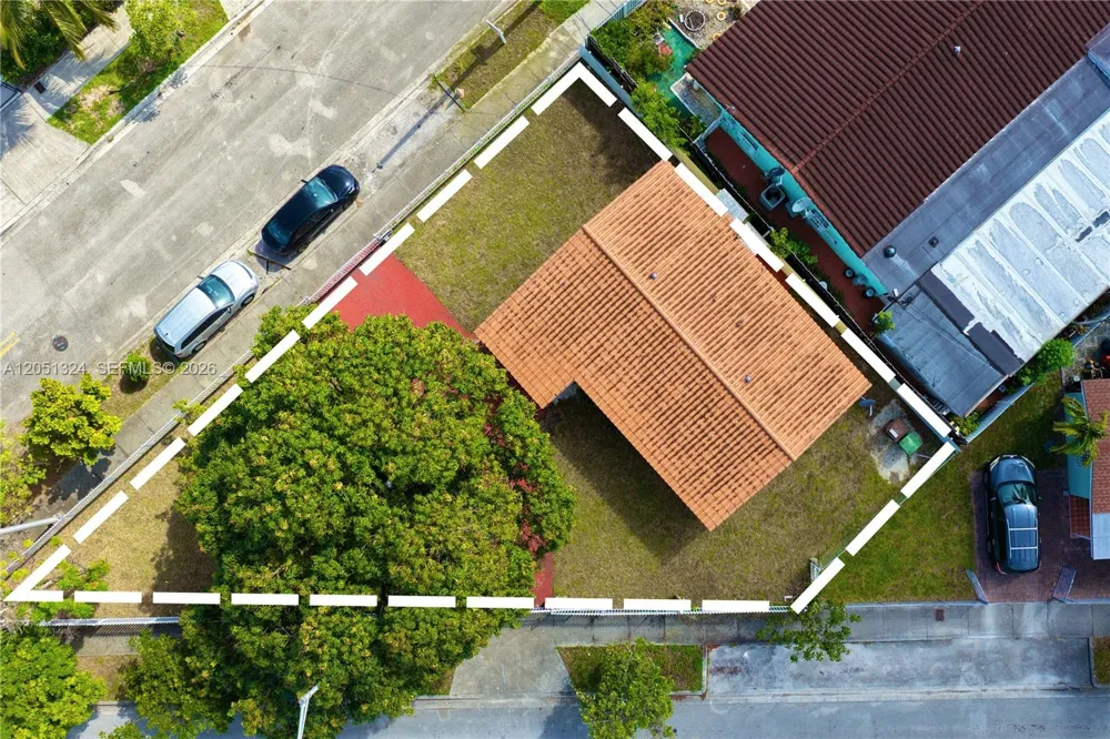 685 SE Park Dr Hialeah, FL 33010