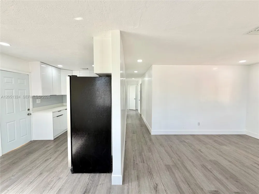 685 SE Park Dr Hialeah, FL 33010
