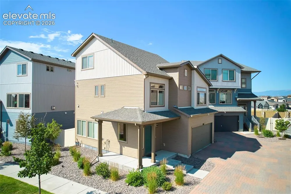 6934 Silvergrass Drive Colorado Springs, CO 80927