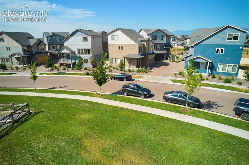 6934 Silvergrass Drive Colorado Springs, CO 80927