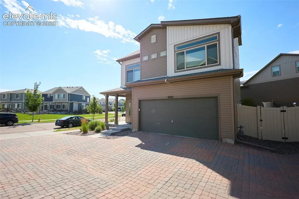 6934 Silvergrass Drive Colorado Springs, CO 80927