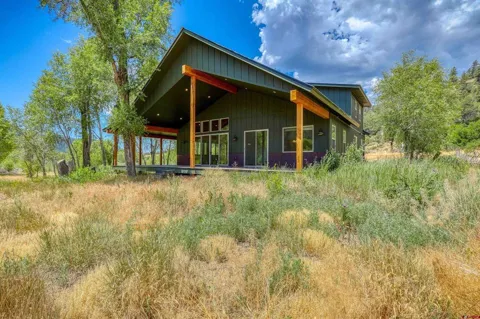 208 Pond Court
