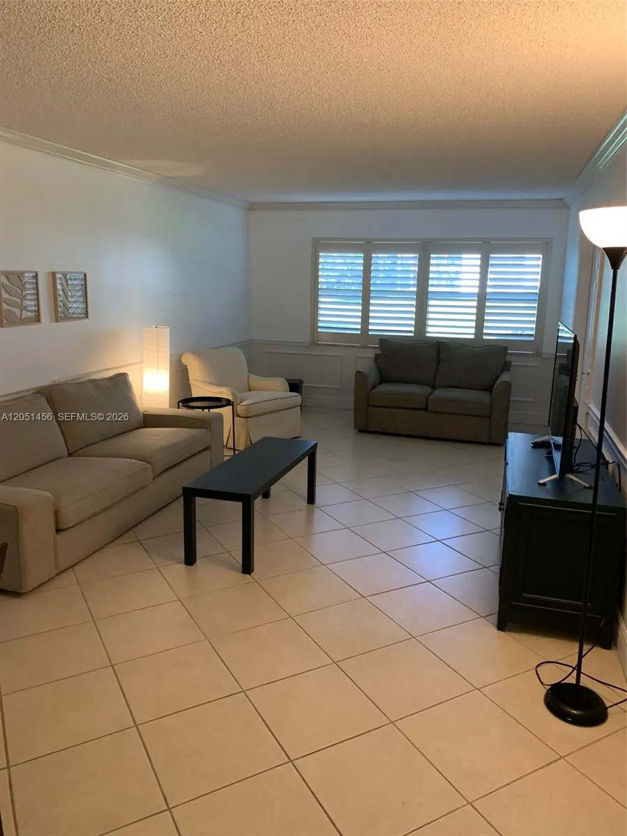 4801 Martinique Pl #H1 Coconut Creek, FL 33066