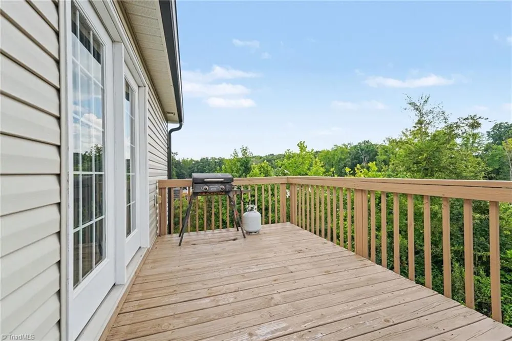 897 Breeze Hill Road Asheboro, NC 27203
