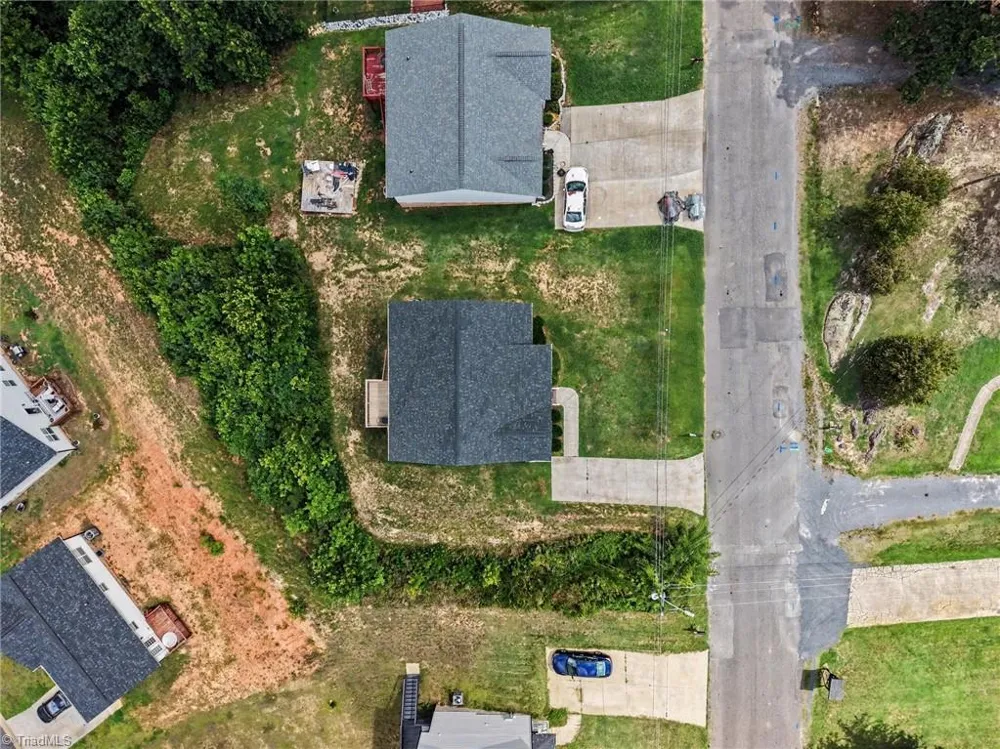 897 Breeze Hill Road Asheboro, NC 27203