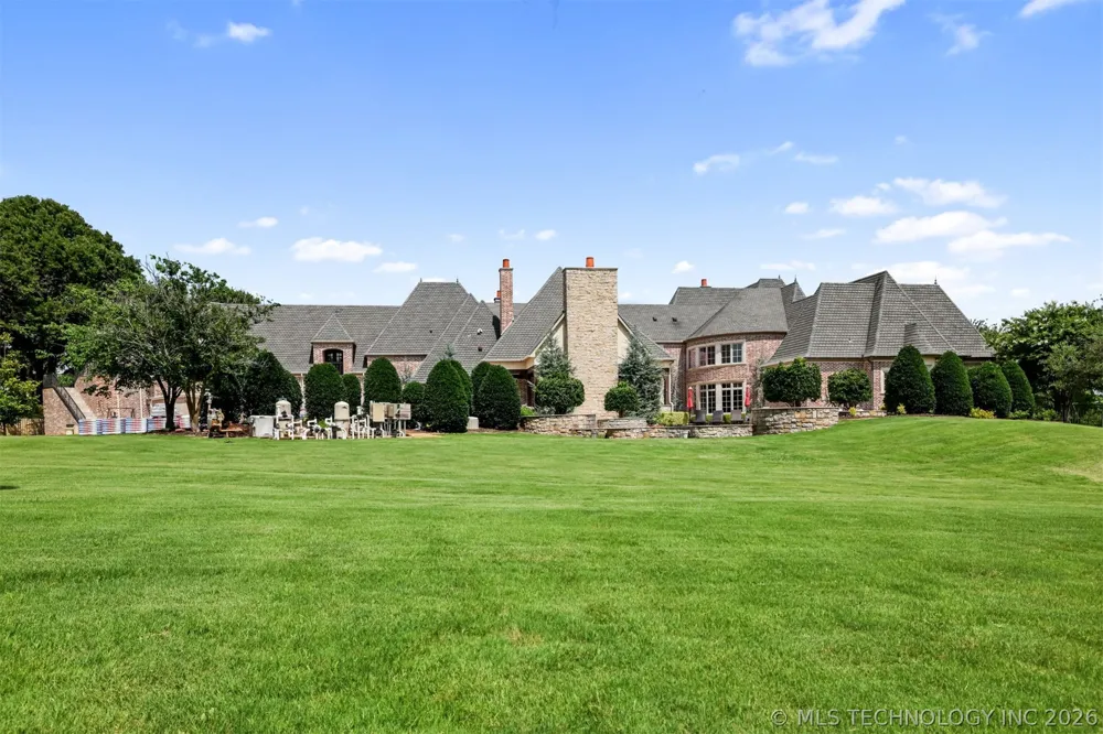 3202 Castle Court Durant, OK 74701