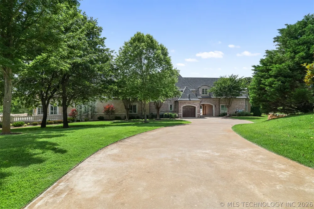 3202 Castle Court Durant, OK 74701