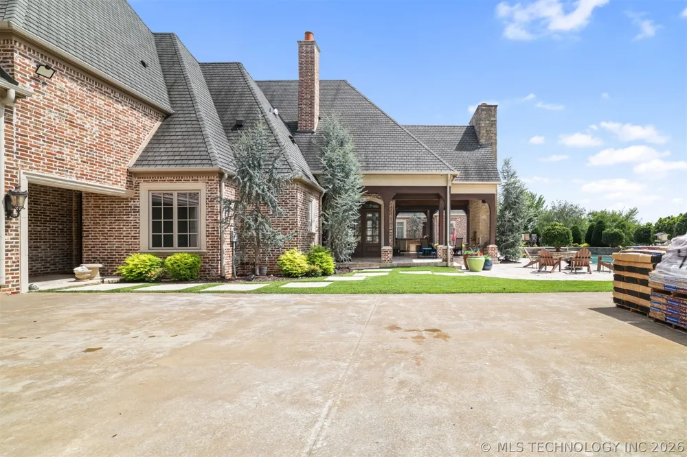 3202 Castle Court Durant, OK 74701
