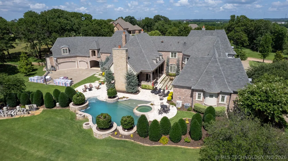 3202 Castle Court Durant, OK 74701