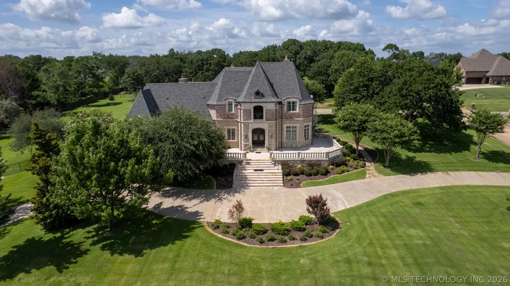 3202 Castle Court Durant, OK 74701