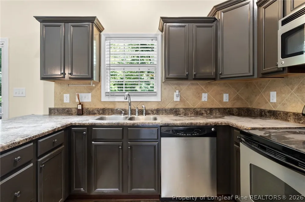 1515 Gray Hill Court Hope Mills, NC 28348
