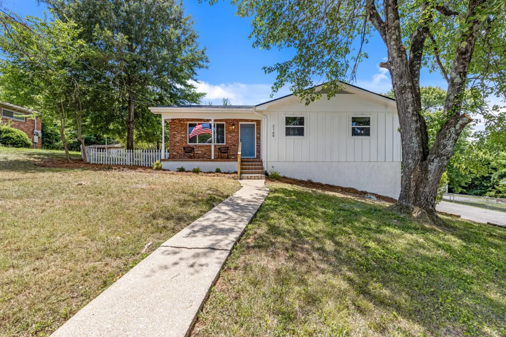 9612 Brewer Drive Ooltewah, TN 37363