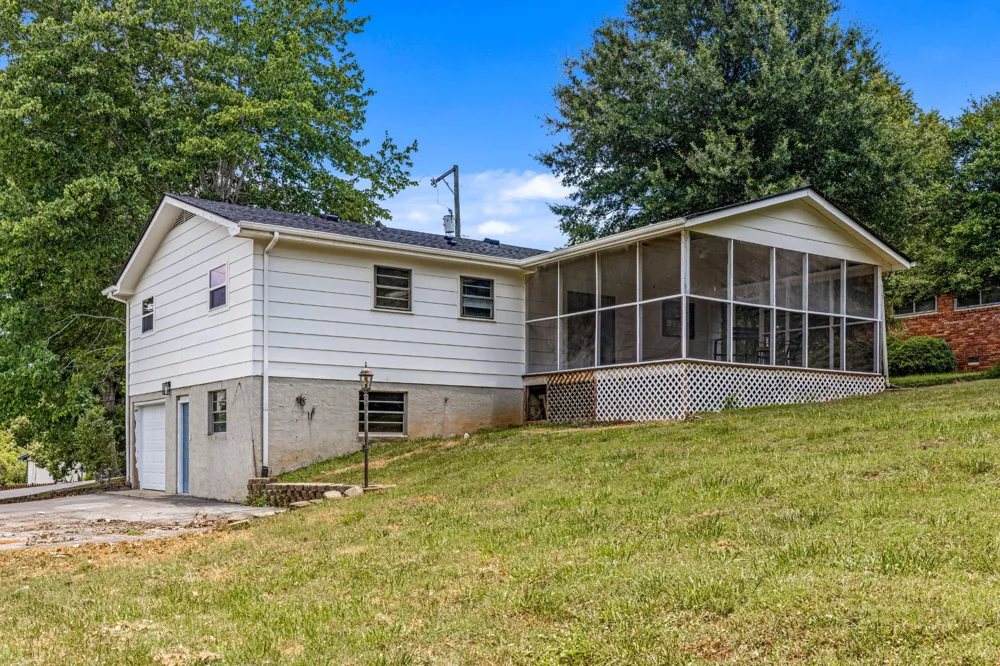 9612 Brewer Drive Ooltewah, TN 37363