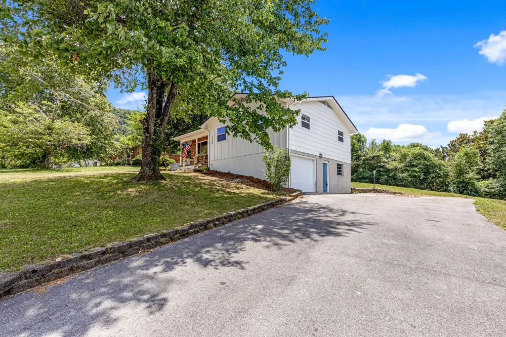 9612 Brewer Drive Ooltewah, TN 37363