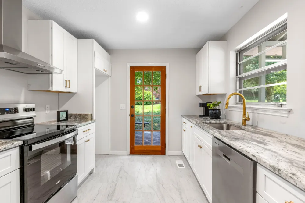 9612 Brewer Drive Ooltewah, TN 37363
