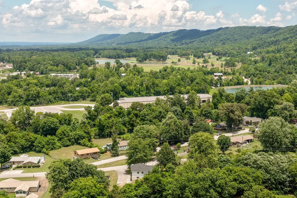 9612 Brewer Drive Ooltewah, TN 37363